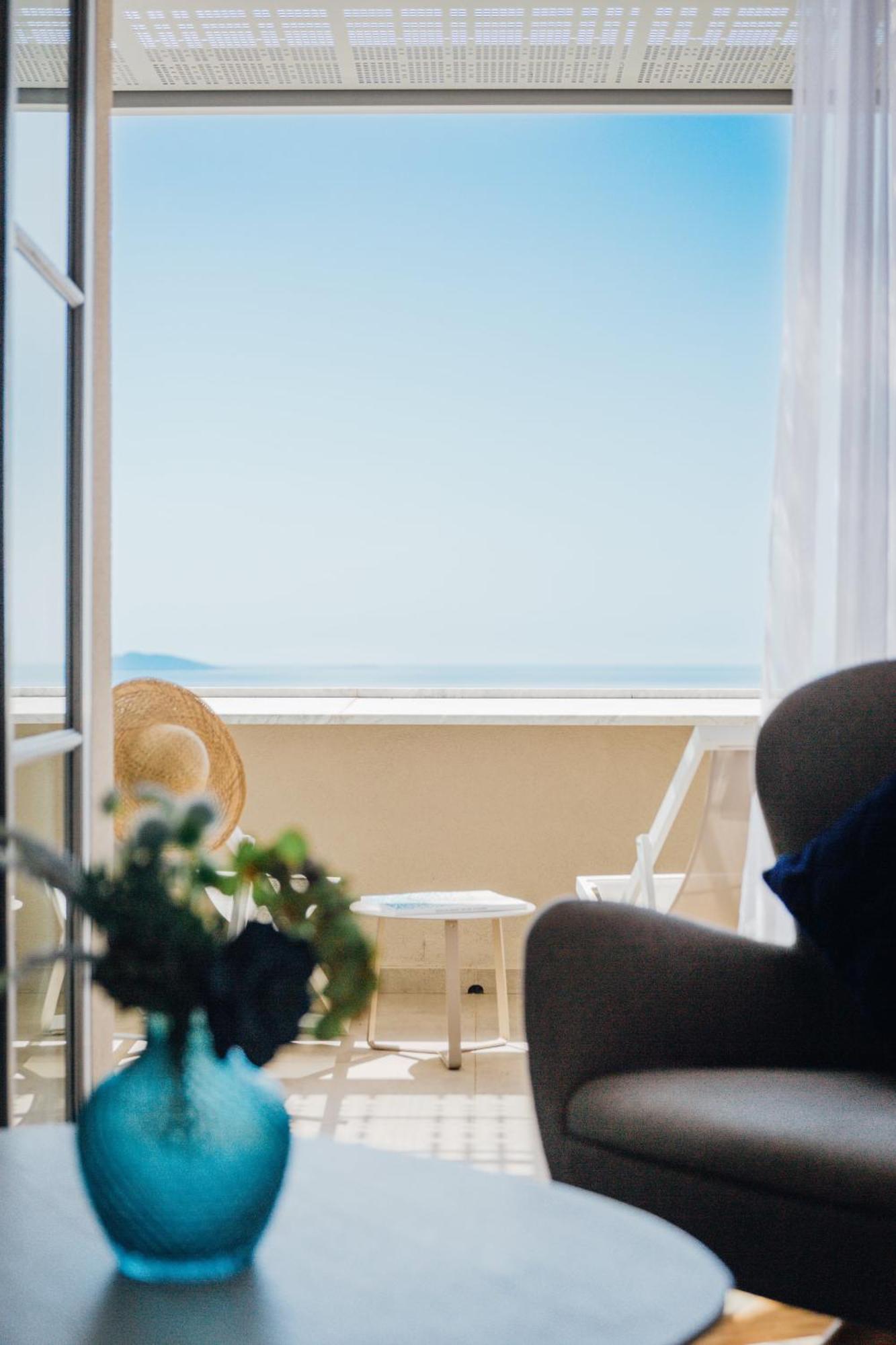 Hotel La Douce Rayol-Canadel-sur-Mer